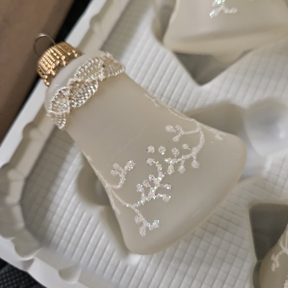 Vintage Christmas By Krebs Nostalgia Bell Glass Ornaments - Picture 8 of 11